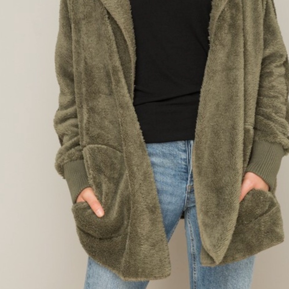 ❄️LAST3️⃣//OLIVE BLANKET CARDIGAN FLEECE HOODIE - Picture 7 of 12
